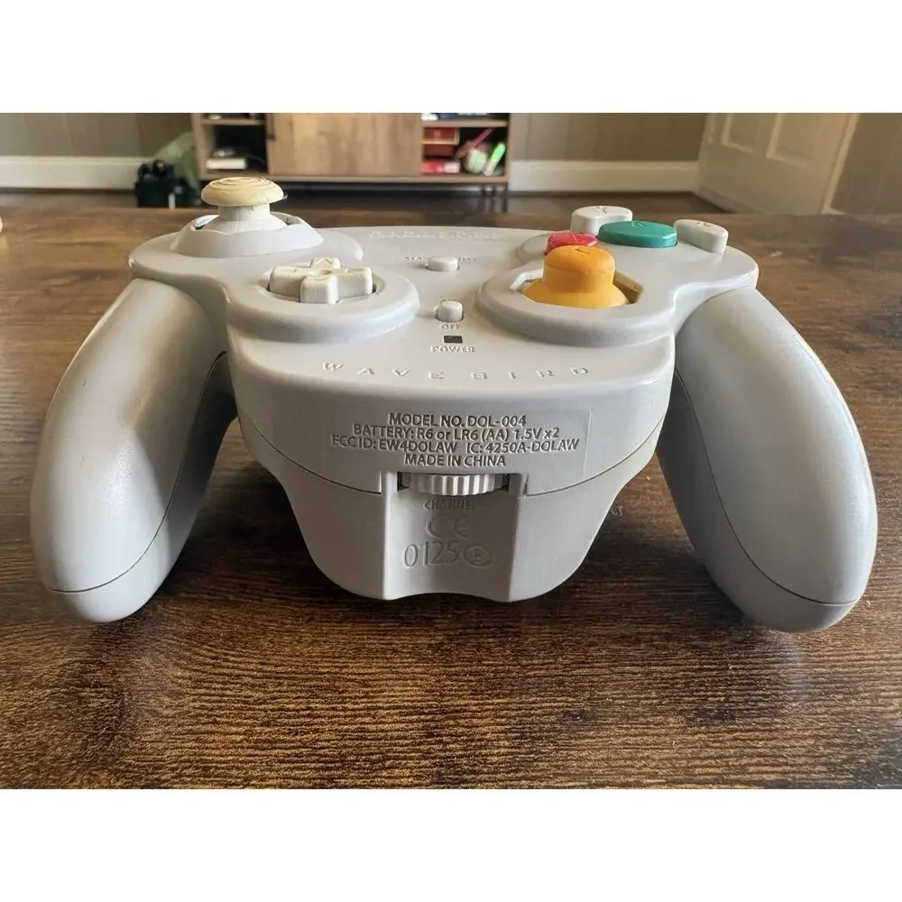 Nintendo GameCube Wavebird DOL-004 Controller Only